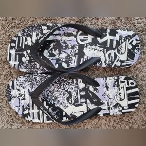 Flip flops - size 12